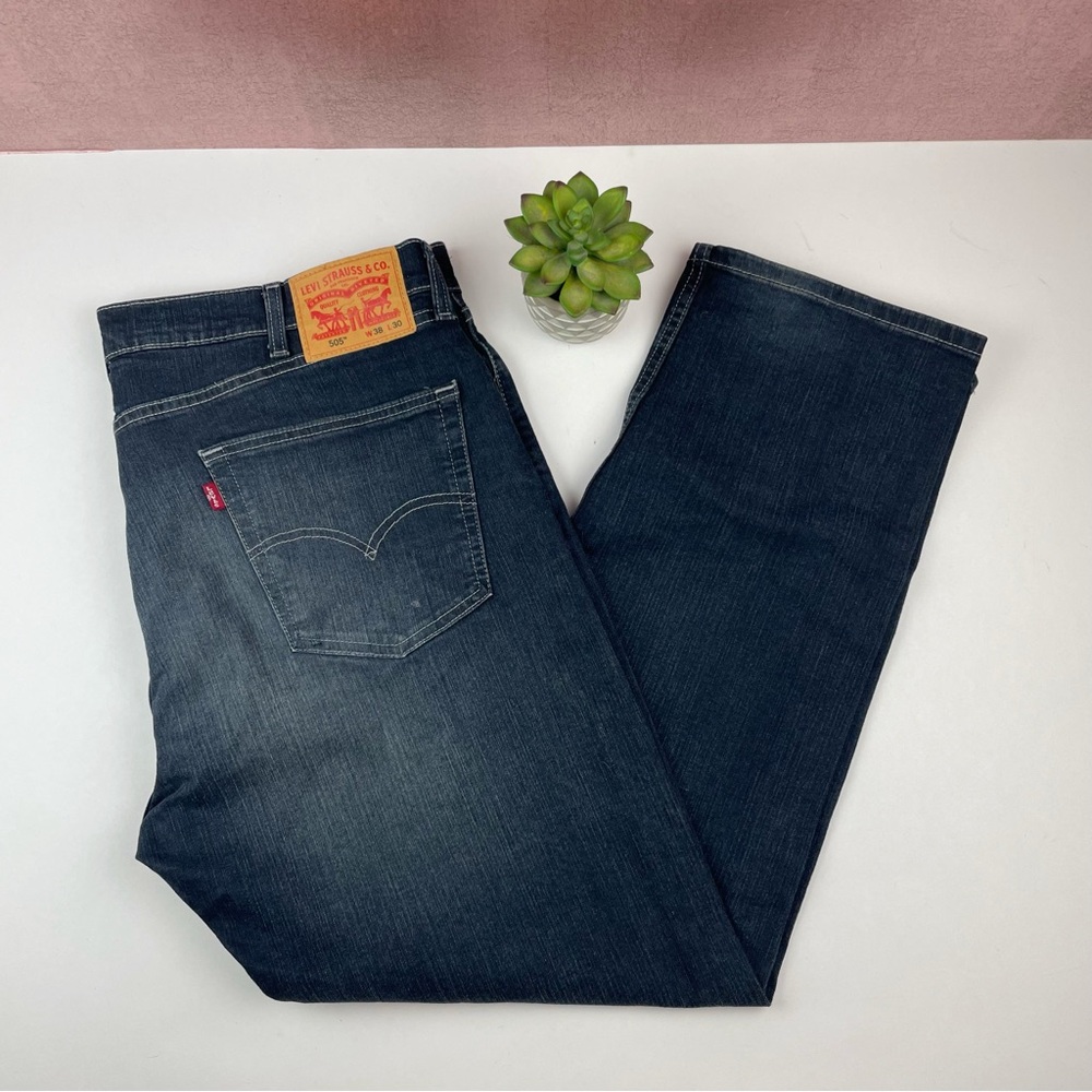 Levi Strauss Dark Denim 505 Jeans Men Size 38x30 Casual